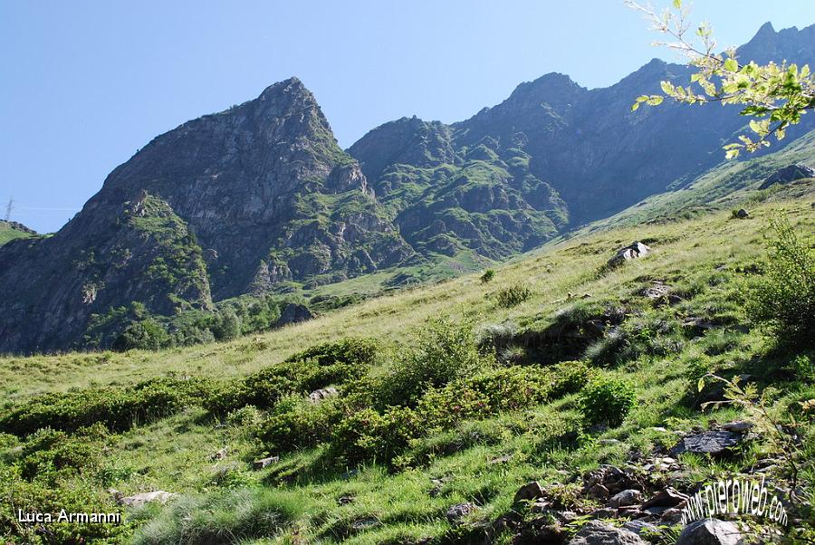 10 Raggi di sole scaldano il nostro sentiero.JPG